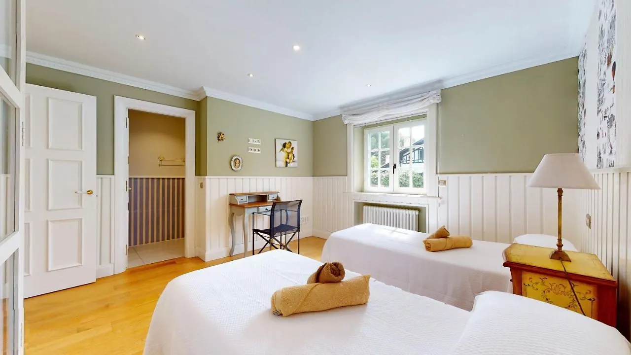 Tradicion Y Elegancia Villa Getxo